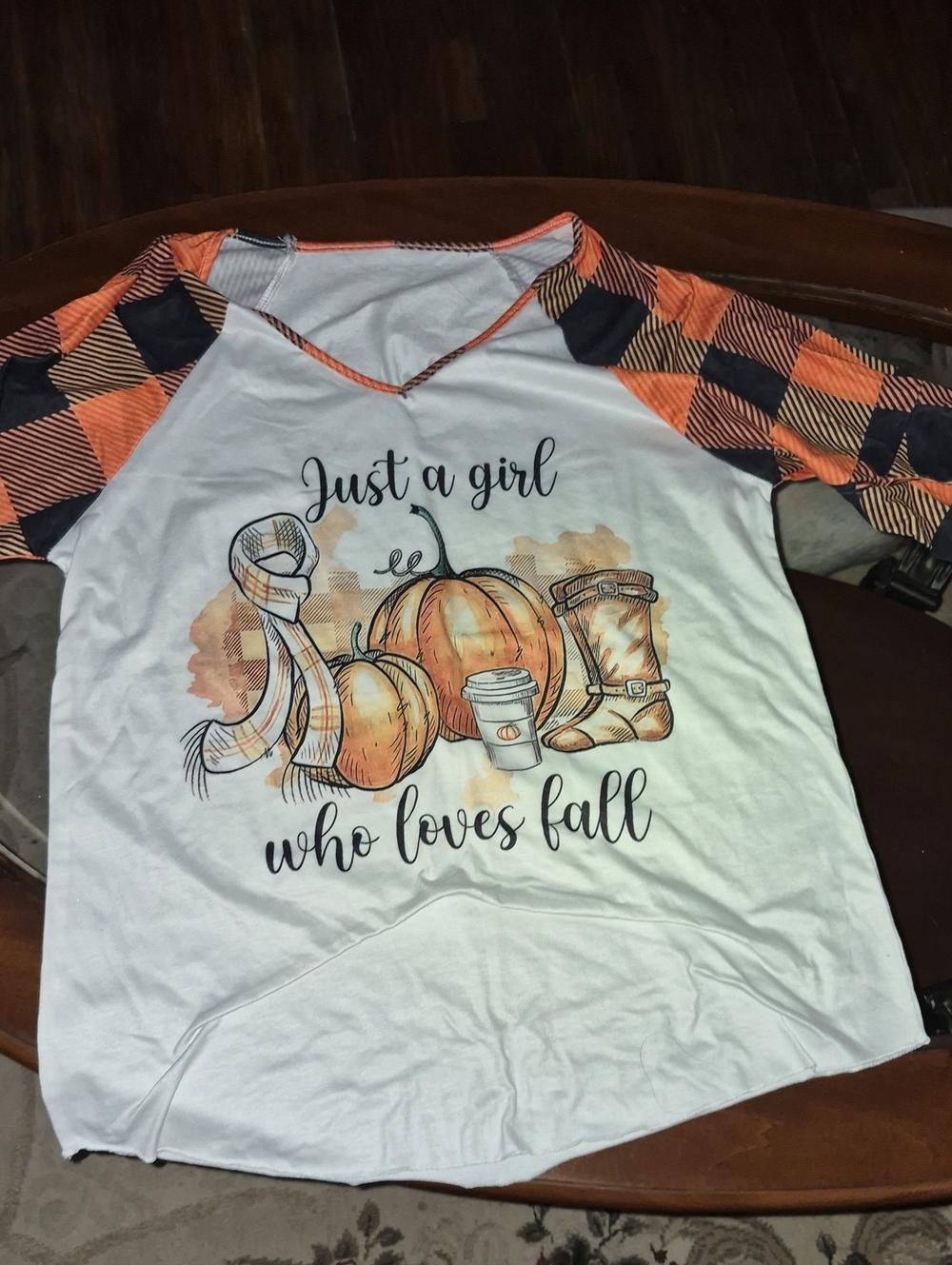 Just a Girl Who Loves Fall' Pumpkin Graphic Raglan Top - Orange/Black